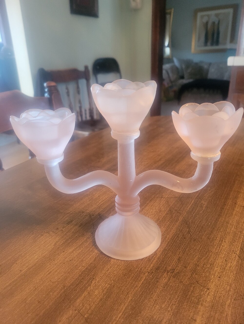 Three-Arm Frosted Glass Flower Candle Holder - Pink